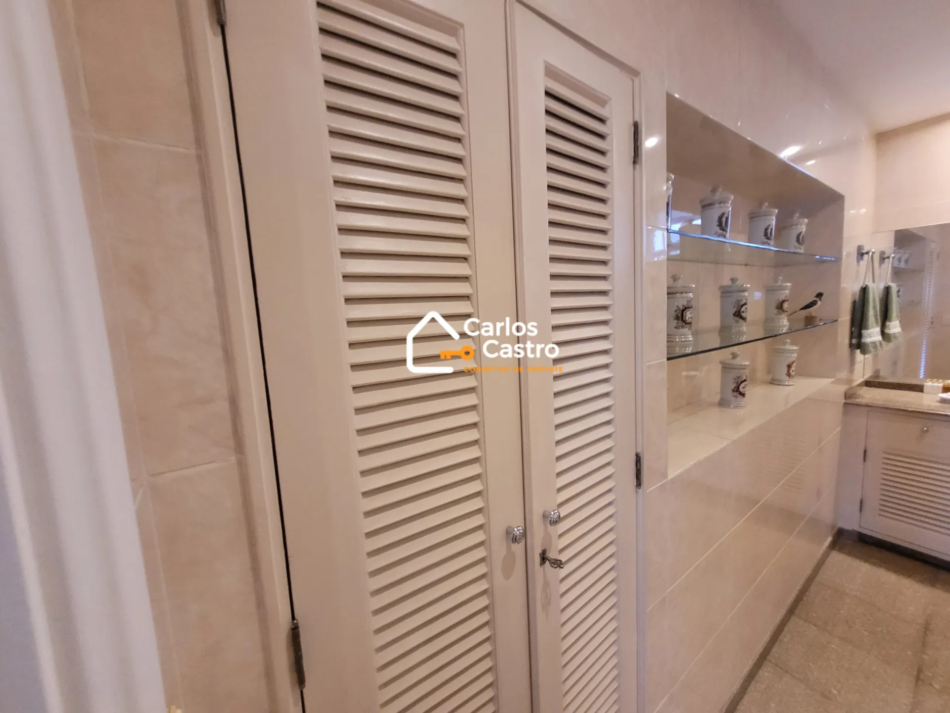 Apartment on the 9th floor with a bathtub — photo 55