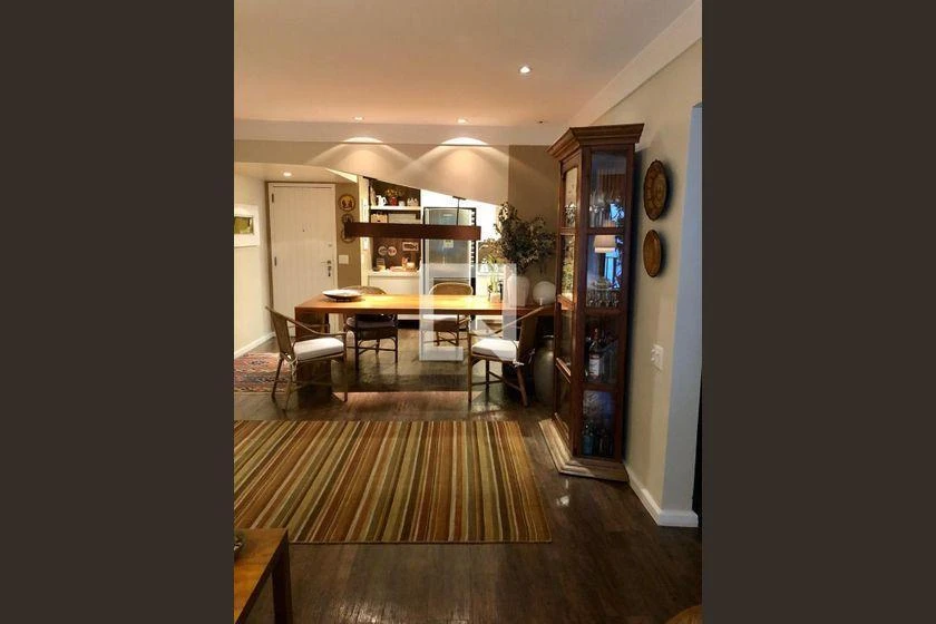 2-bedroom apartment with a water view — photo 9