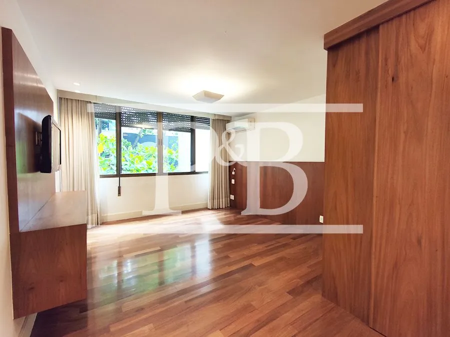 Rental apartment with 3 bedrooms and 261 m² — photo 5
