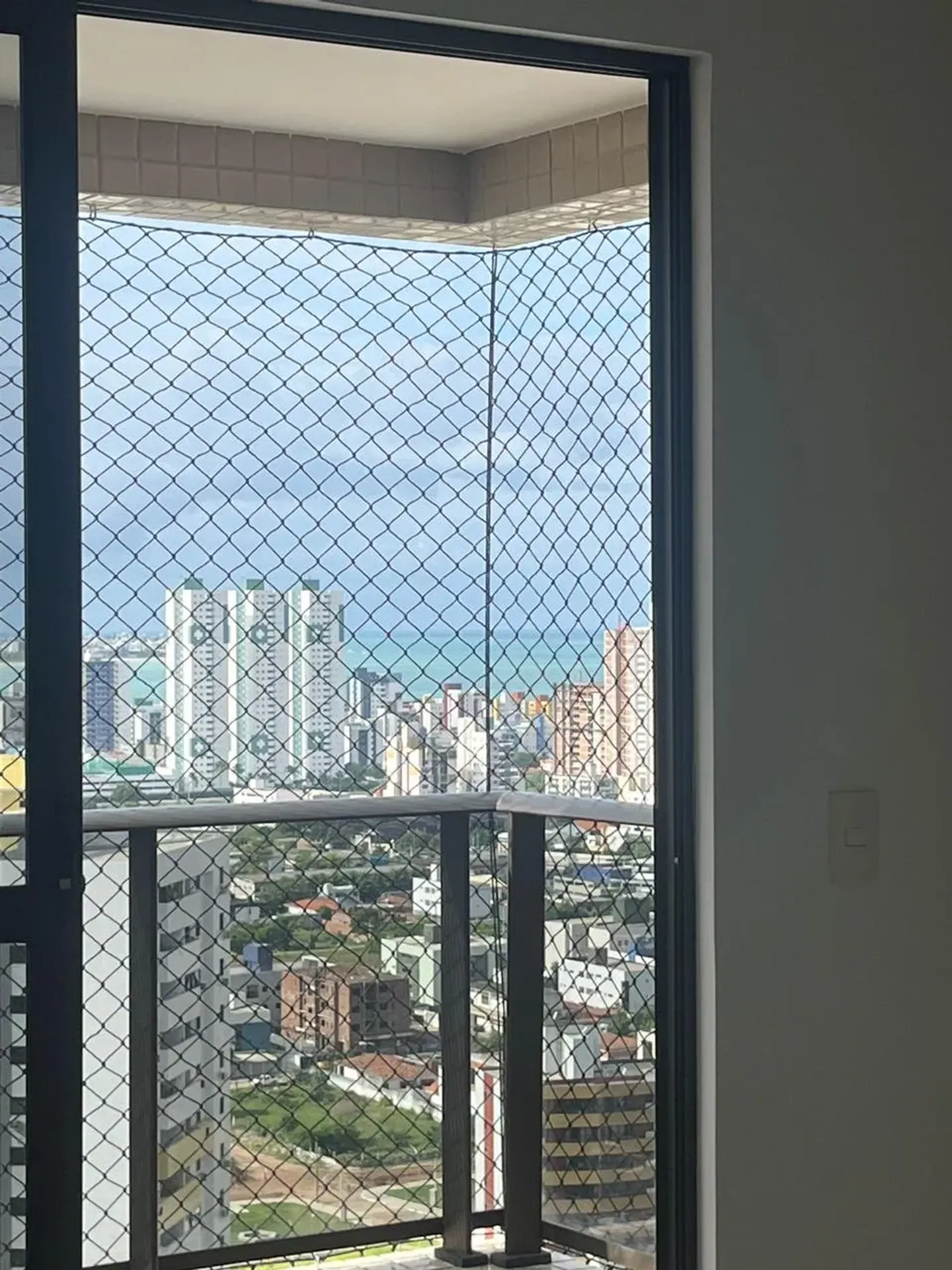 3-bedroom apartment with a home office in João Pessoa