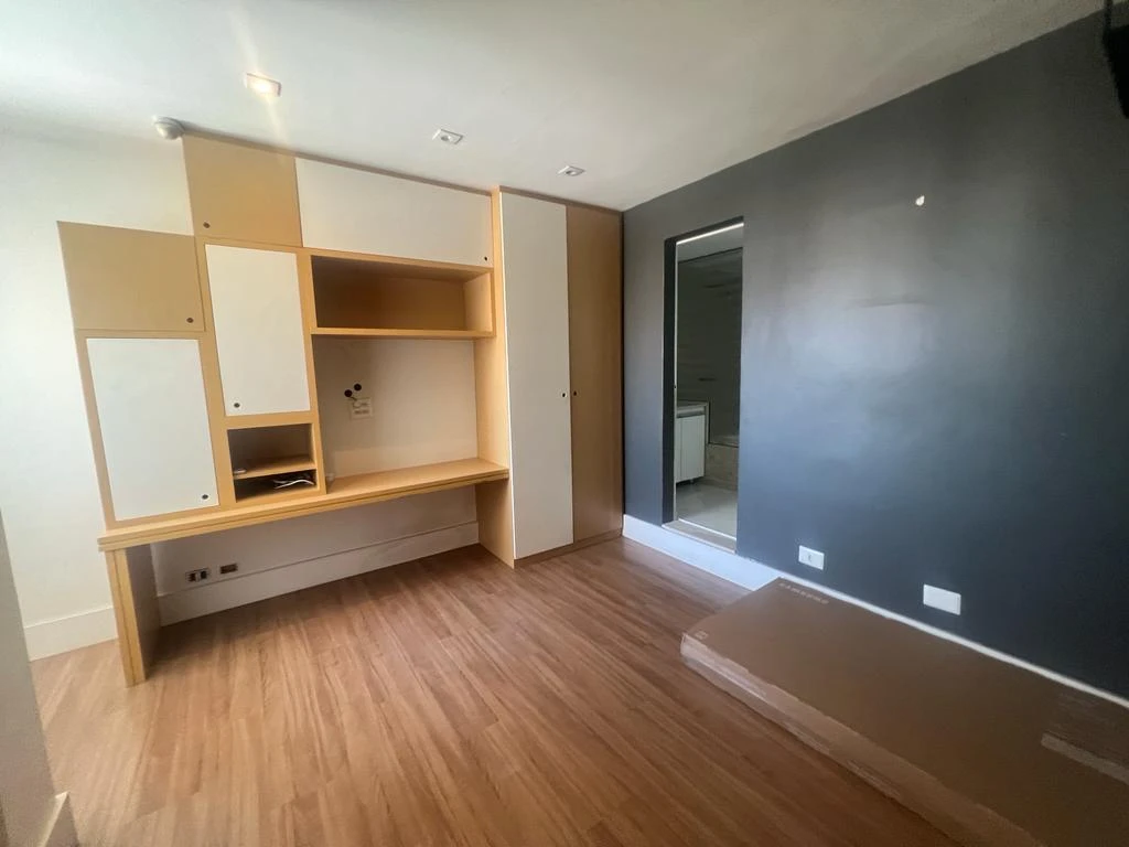 200 m² duplex apartment with 3 bedrooms and 6 bathrooms — photo 14