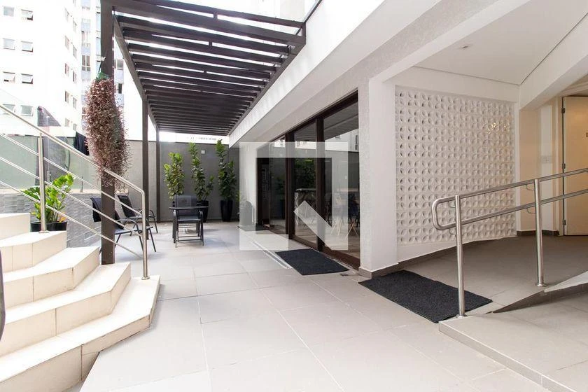 Furnished 3-bedroom apartment with 146 m² — photo 43
