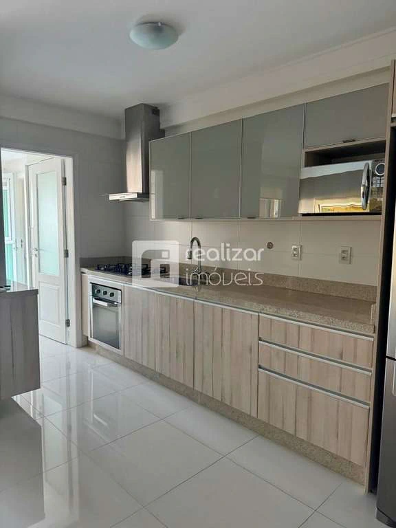 2-bedroom apartment with an open-plan gas kitchen — photo 3