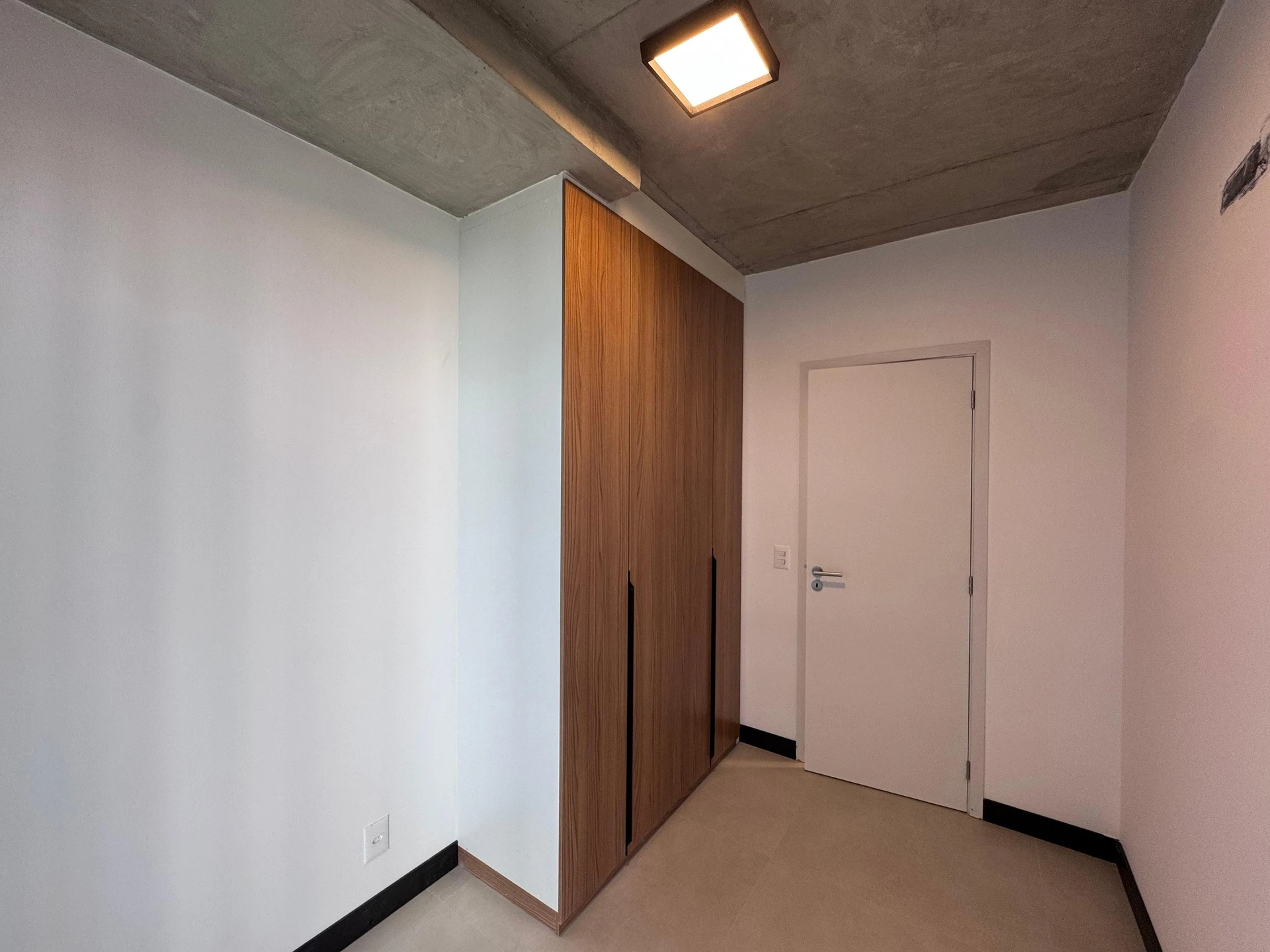 Rental apartment with 3 bedrooms and 2 bathrooms — photo 42