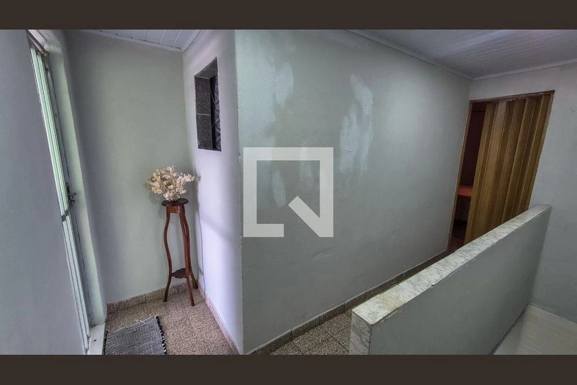 2-bedroom house with a garden — photo 9