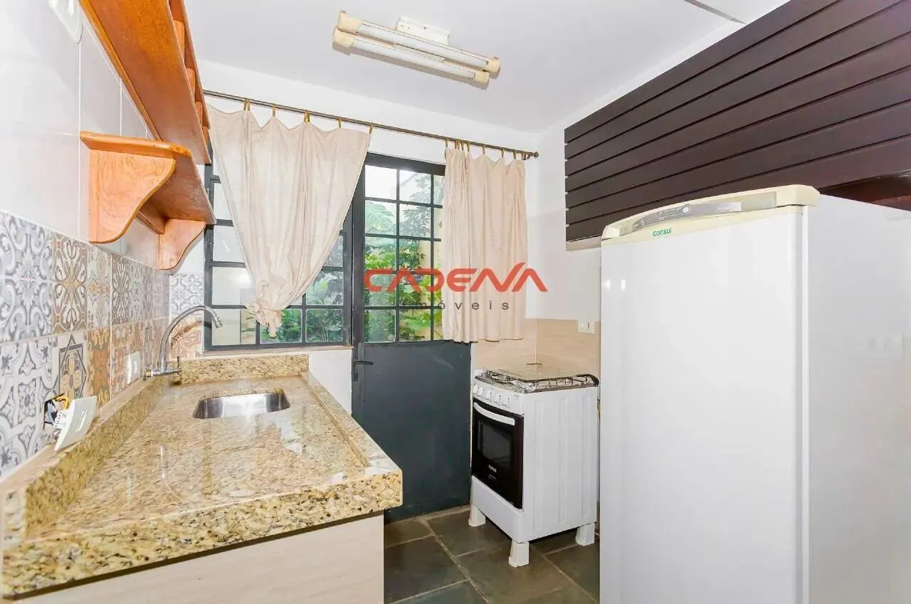 460 m² house with 5 bedrooms and fitted kitchen — photo 10