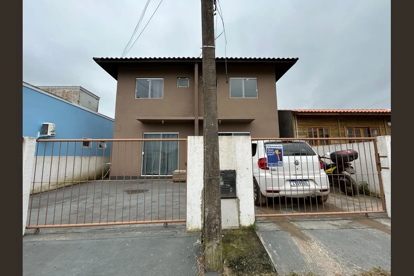 Apartamento de 1 quarto com varanda e 1 banheiro — photo 5