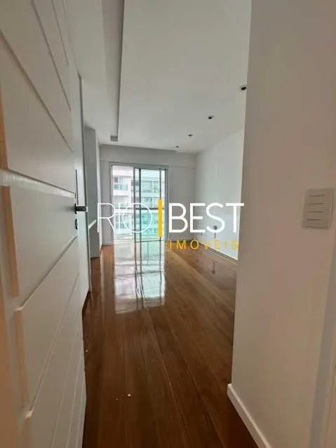 3-bedroom apartment with a jacuzzi — photo 20