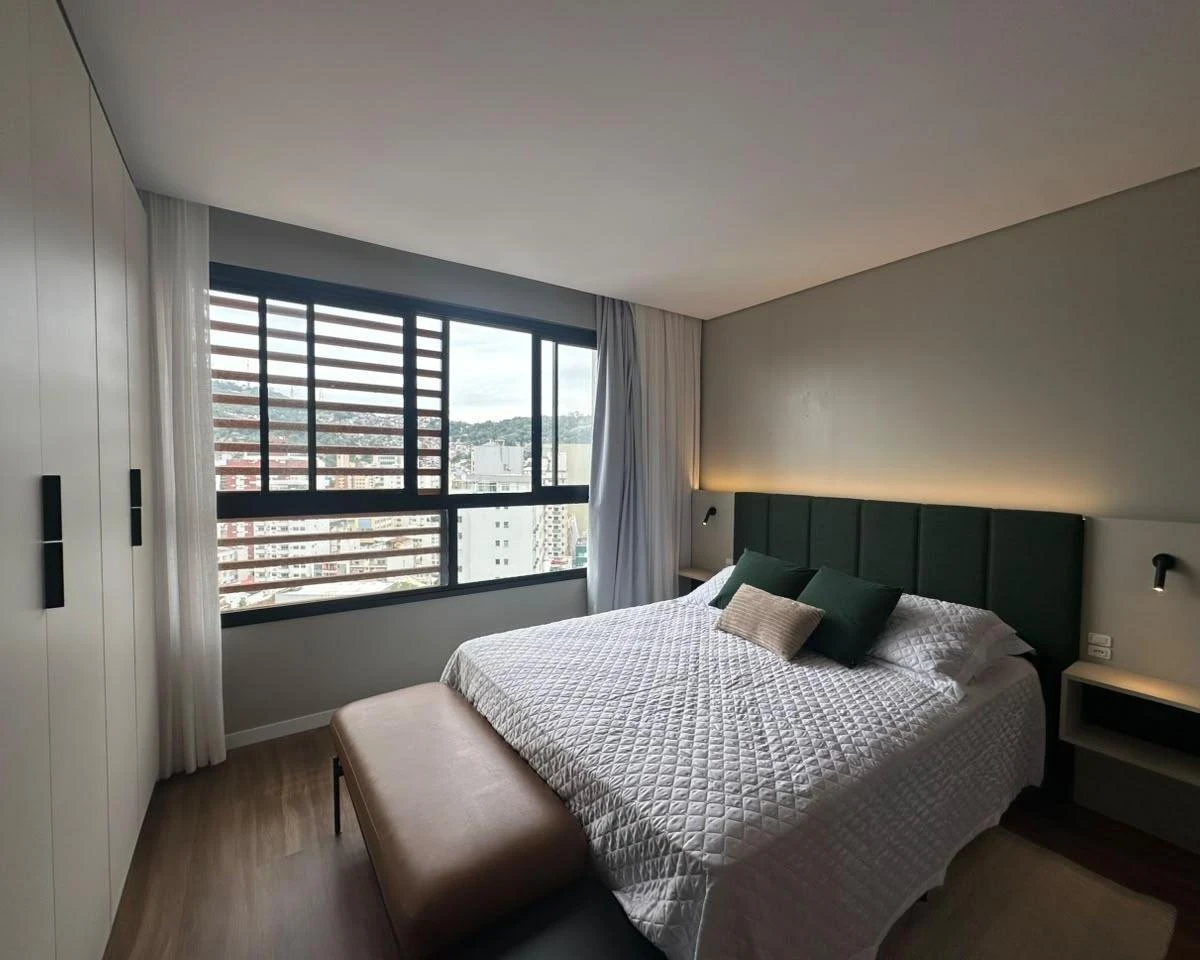 Home office in a one-bedroom apartment, 30 m² — photo 19