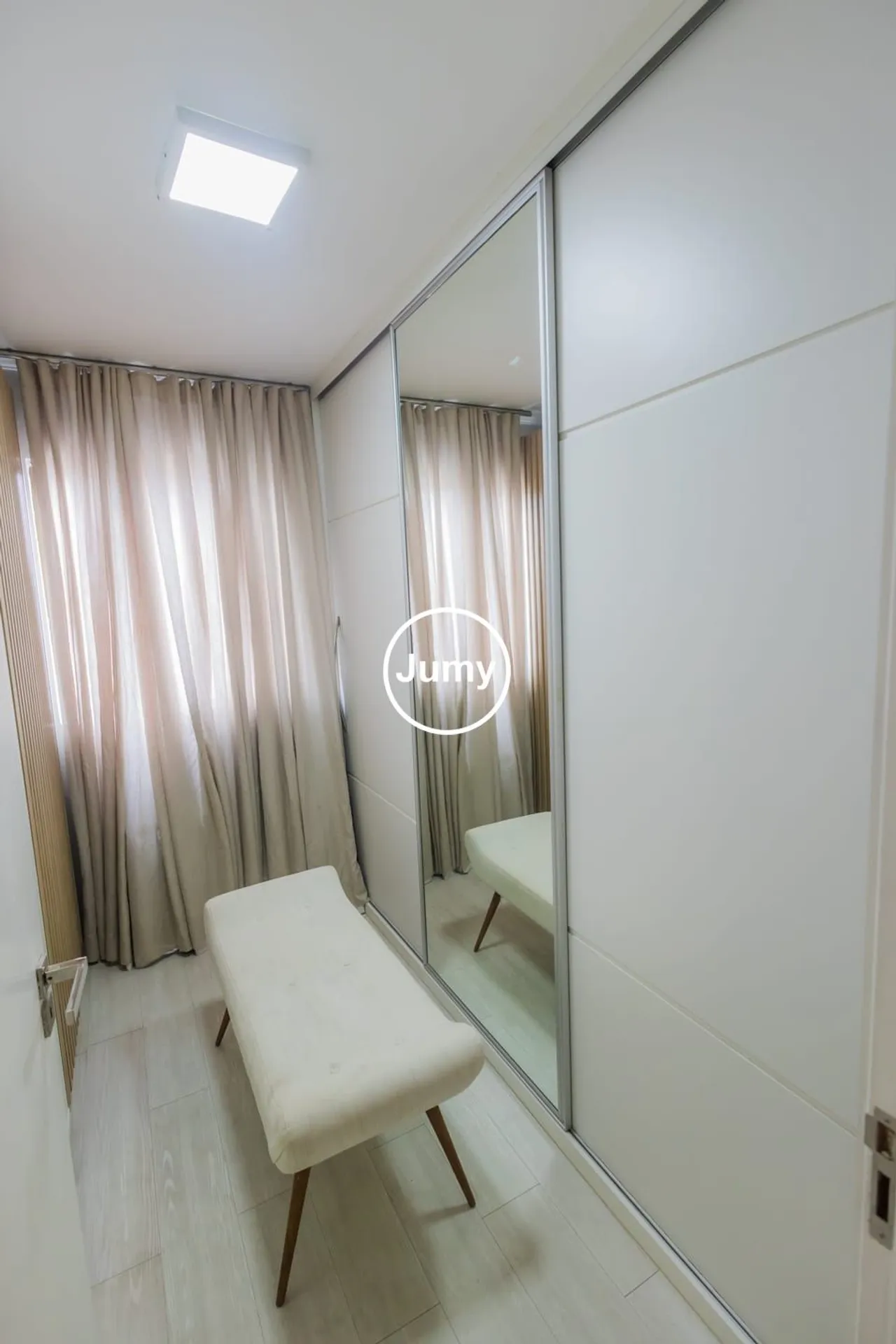 Furnished duplex apartment with 3 bedrooms and 2 parking — photo 35