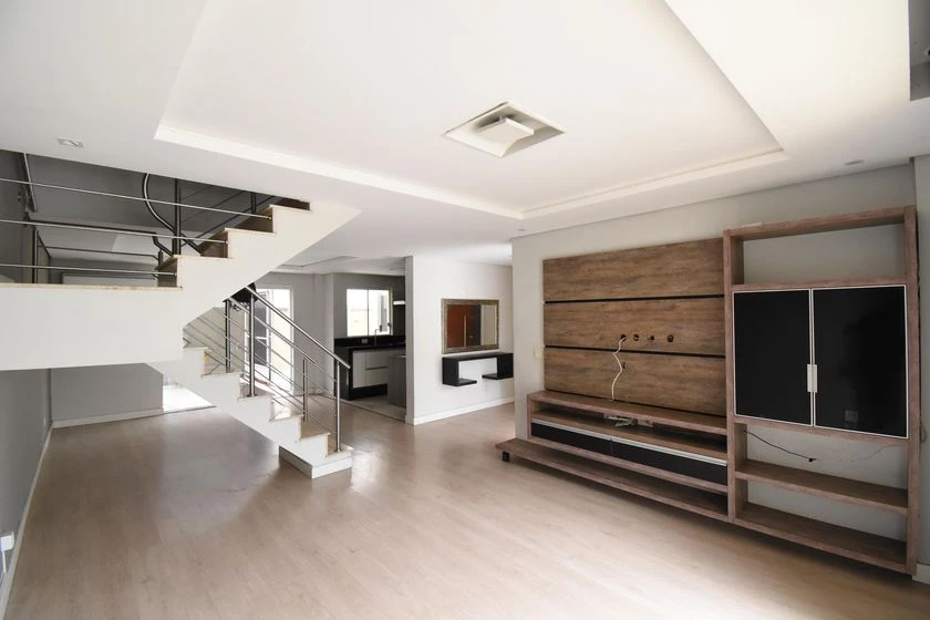 Condo house with 2 bedrooms, private garden and suite — photo 3