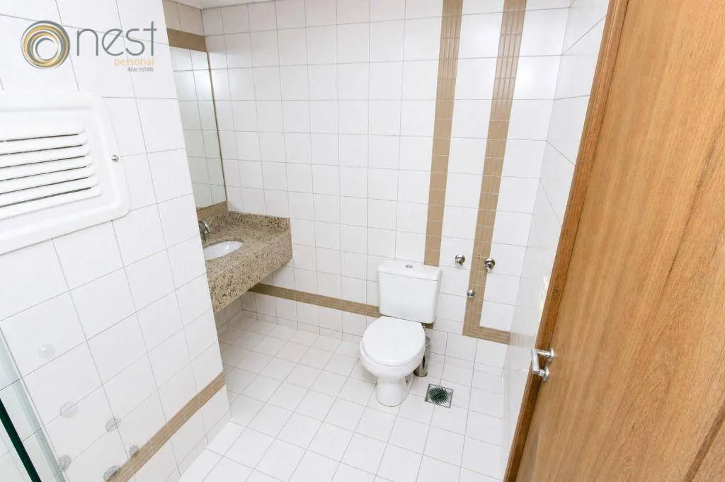 1-bedroom apartment with a washing machine and 65 m² — photo 31