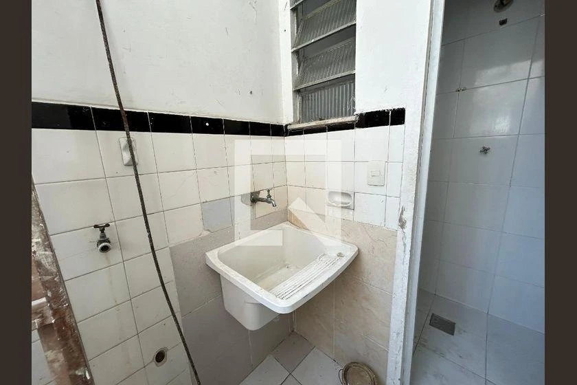 Деревянный пол или ламинат и 2 спальни: дом 80 м² — photo 20