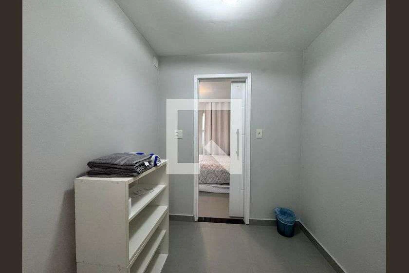 House 280 m² with 4 bedrooms and 3 bathrooms — photo 11