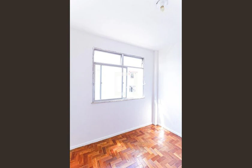 Apartment, 62 m², with wood or laminate floors — photo 12
