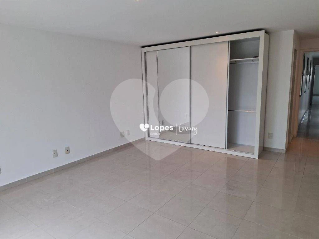 Unfurnished apartment with 3 en-suite bedrooms and 5 baths — photo 17