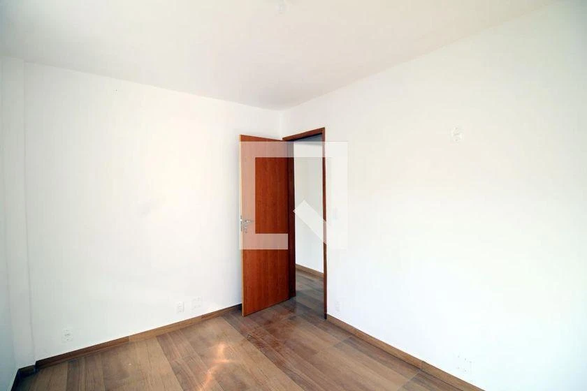 Apartment, 48 m², with wood or laminate floors — photo 16