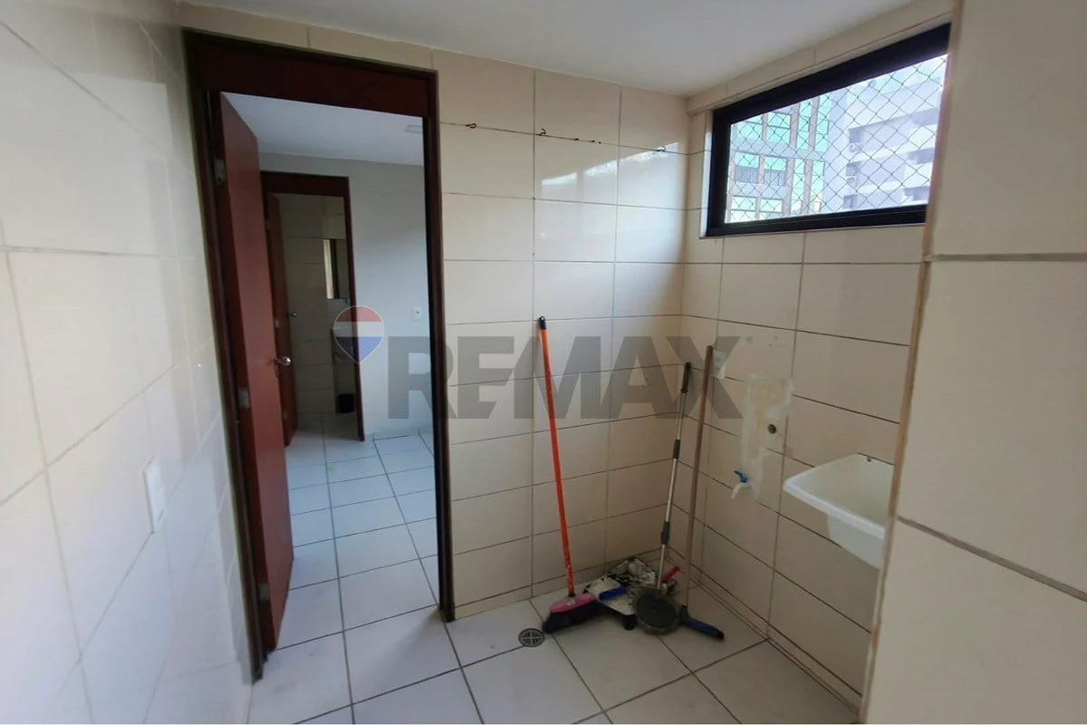 Apartment, 180 m², with a home office — photo 13