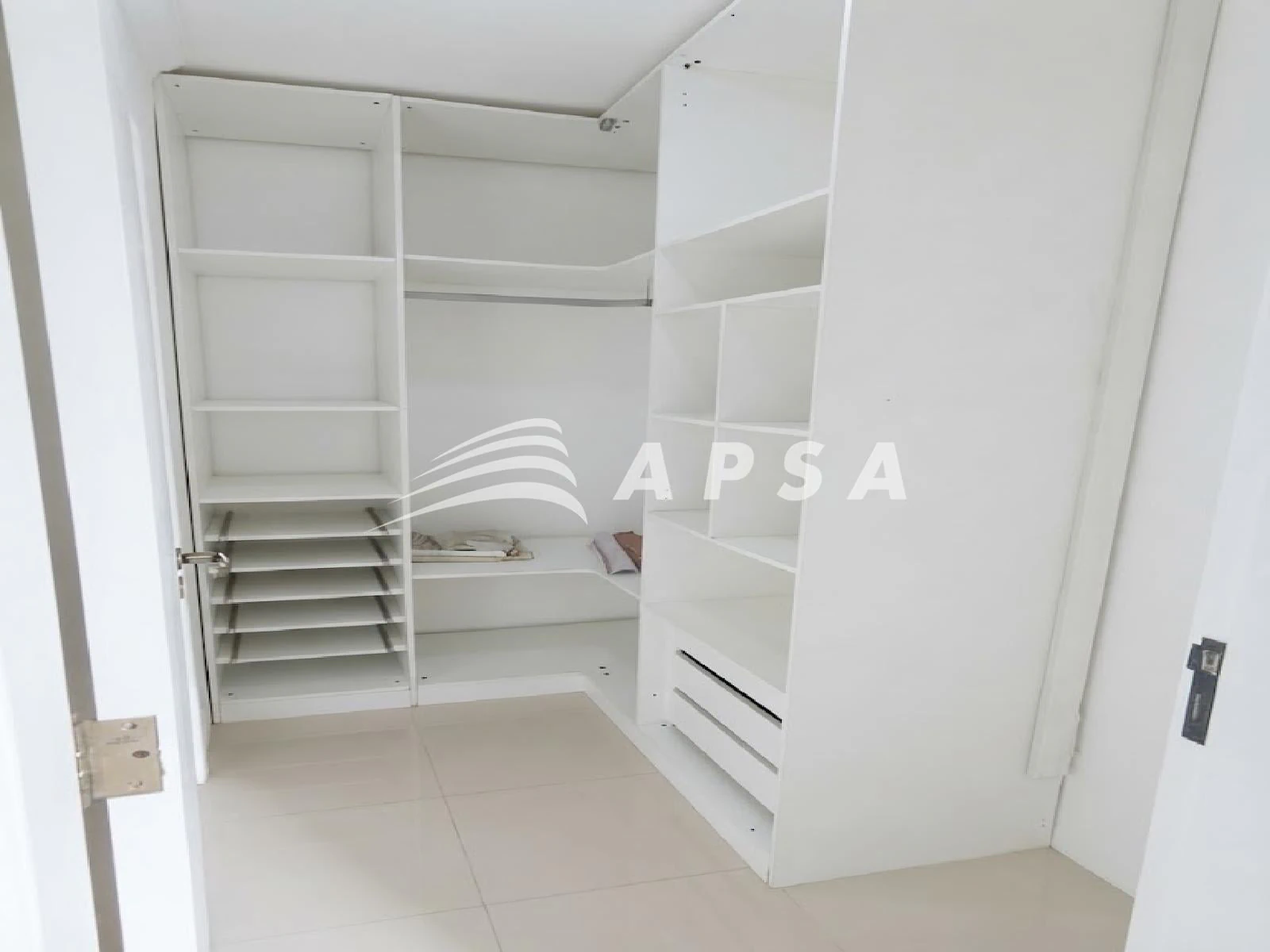 Casa para locação com 3 suítes e jardim privativo — photo 27