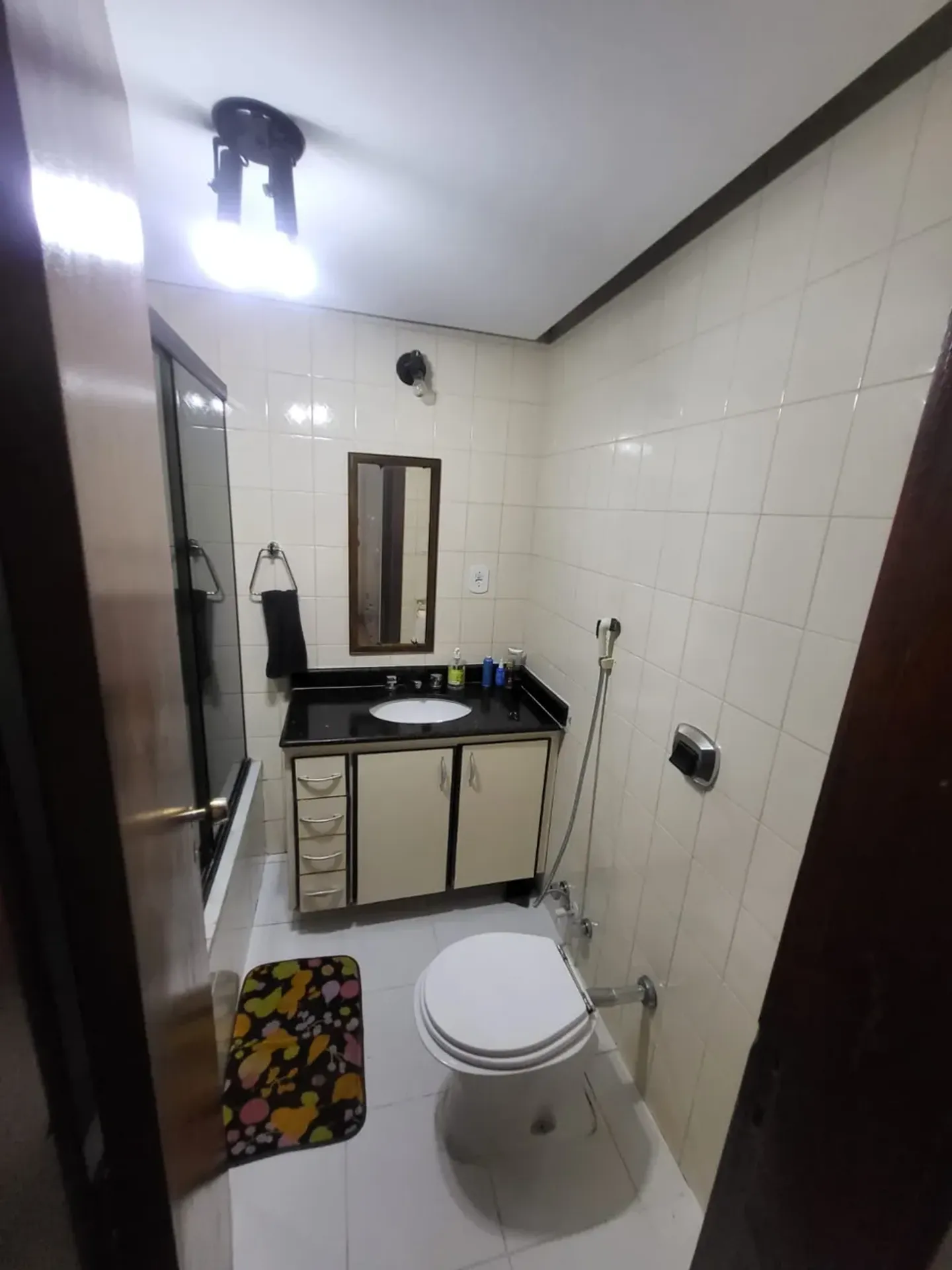 Furnished 126 m² apartment with 3 bedrooms and gas kitchen — photo 40