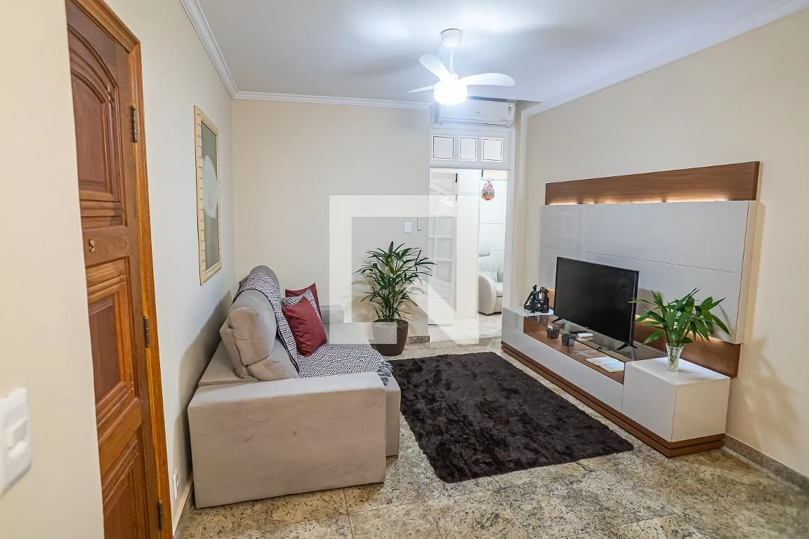Furnished apartment with private garden and 2 bedrooms — photo 10