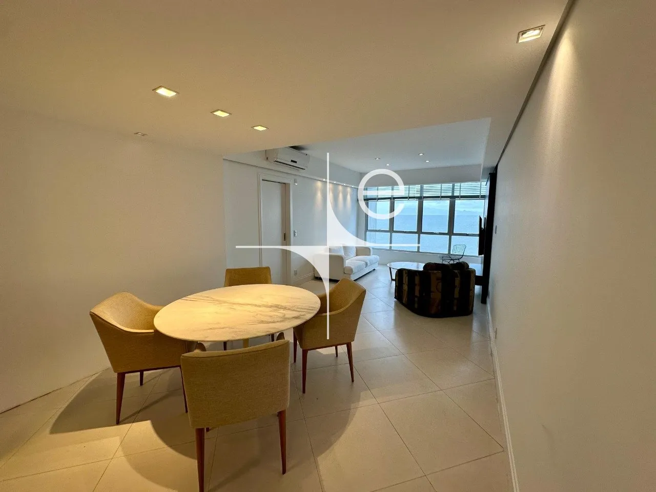 3-bedroom apartment with a laundry area