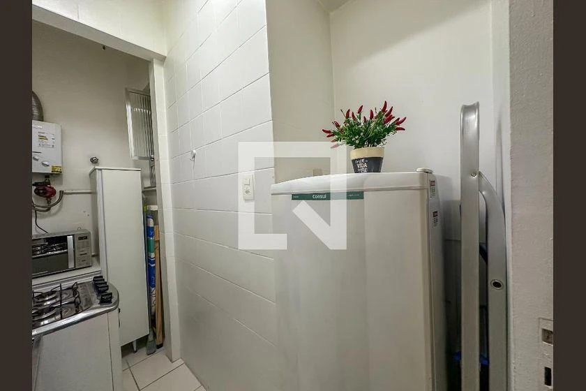 Робоче місце та 1 спальня: квартира 37 м² — photo 16