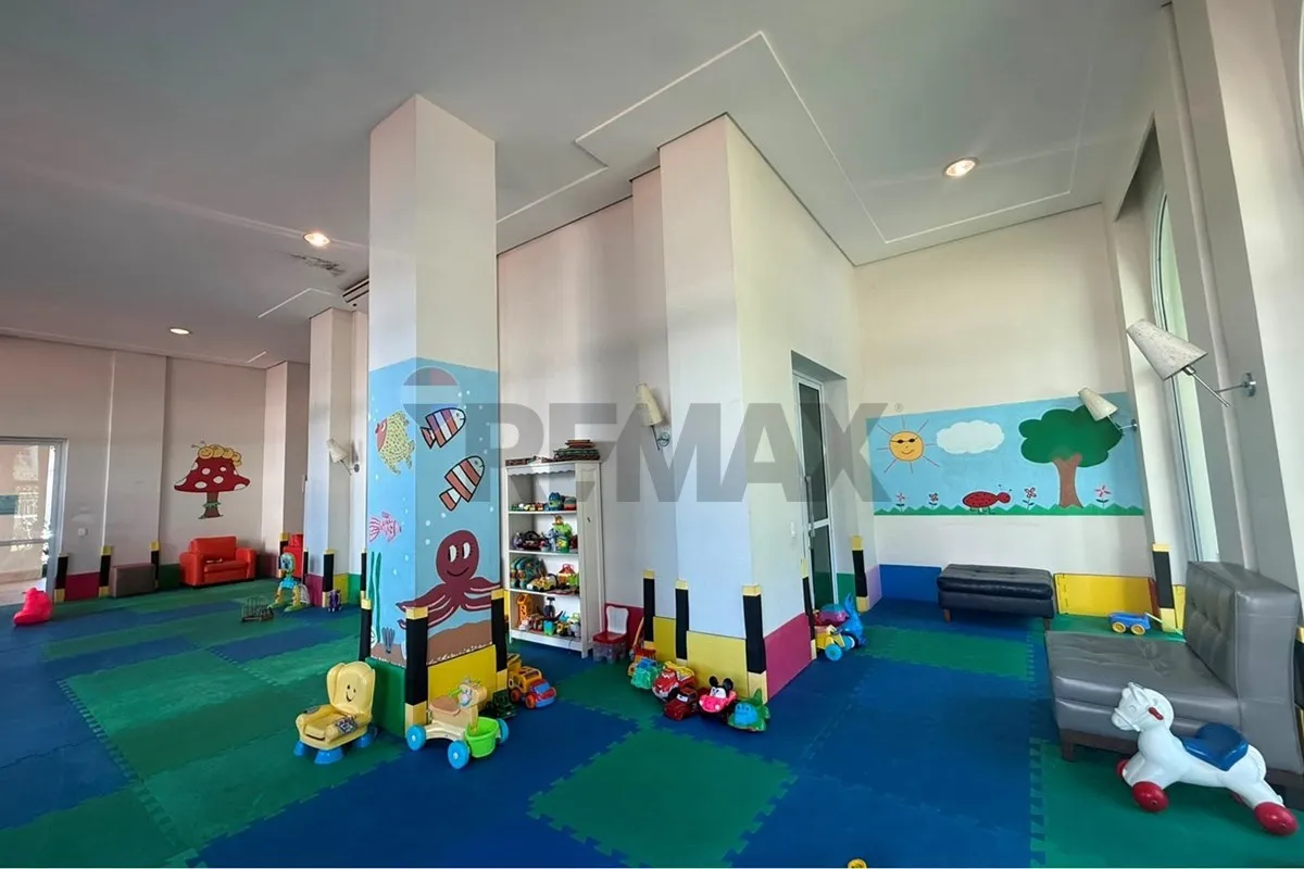 Apartment with 5 bedrooms and a glassed-in balcony — photo 65