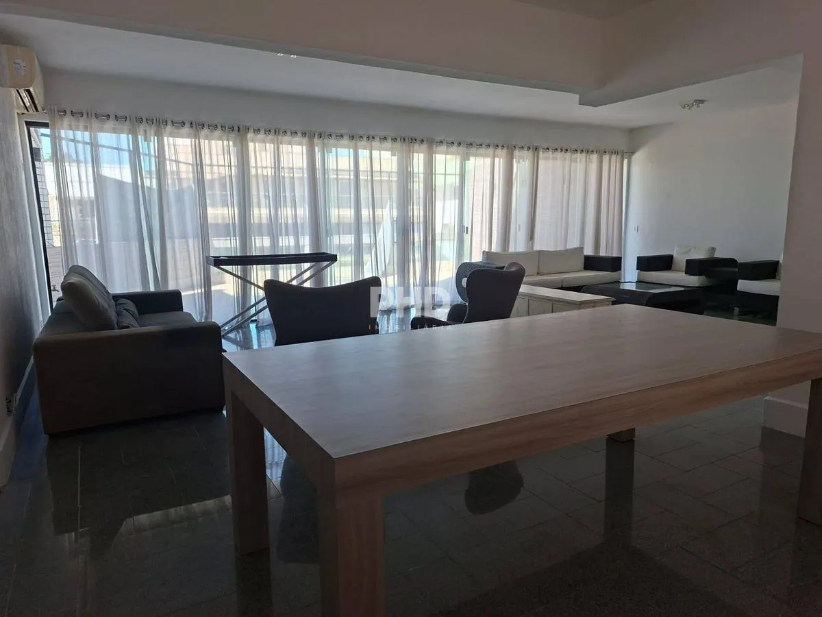 Apartamento de 407 m² com 6 quartos e 5 suítes — photo 16