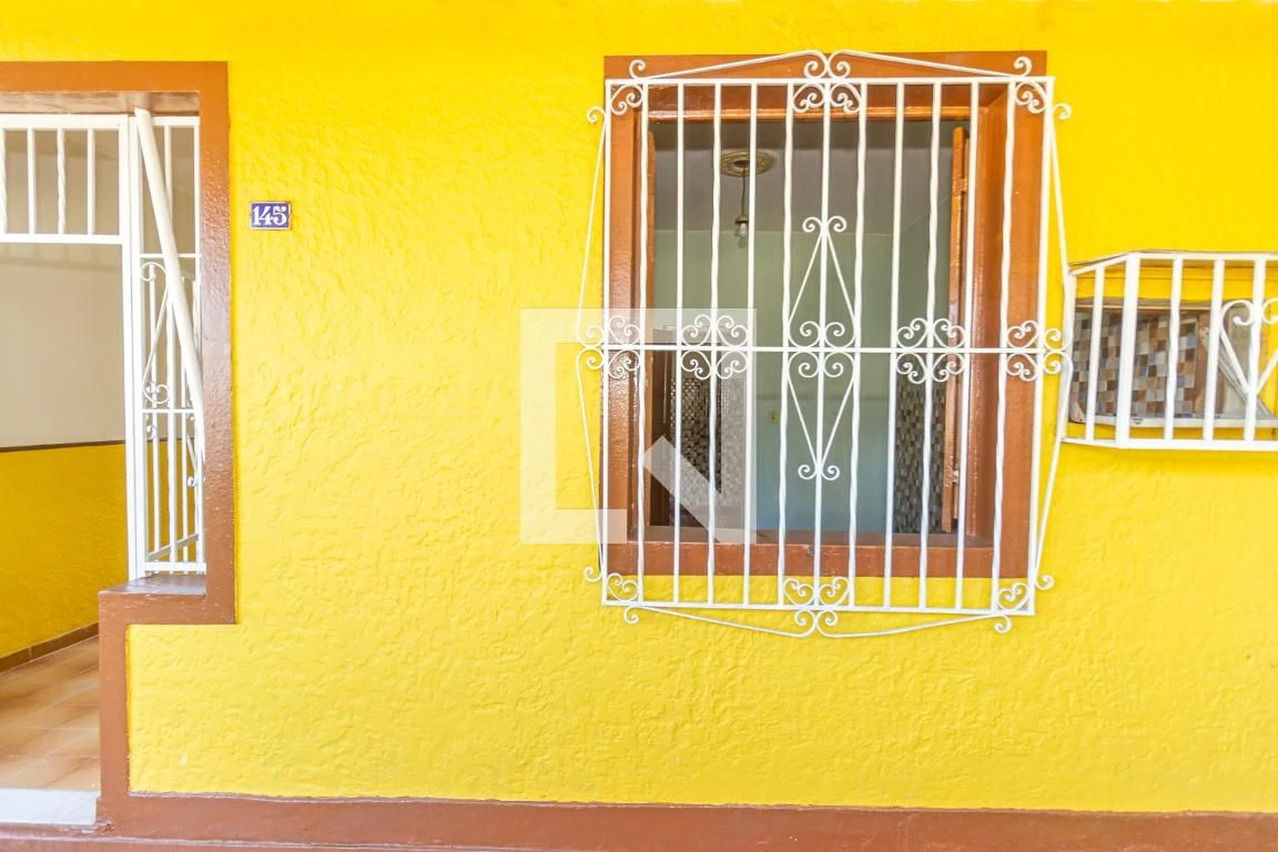 Unfurnished house with 2 bedrooms and private garden — photo 4