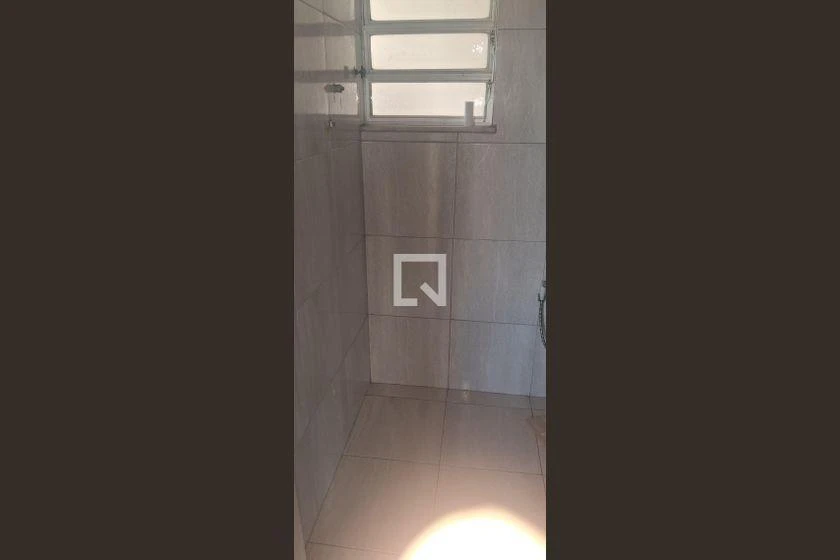 Apartamento para aluguel com 2 quartos e 1 banheiro — photo 13
