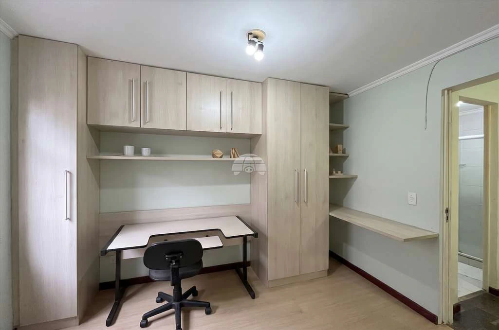 44 m² apartment with a home office and a washing machine — photo 4