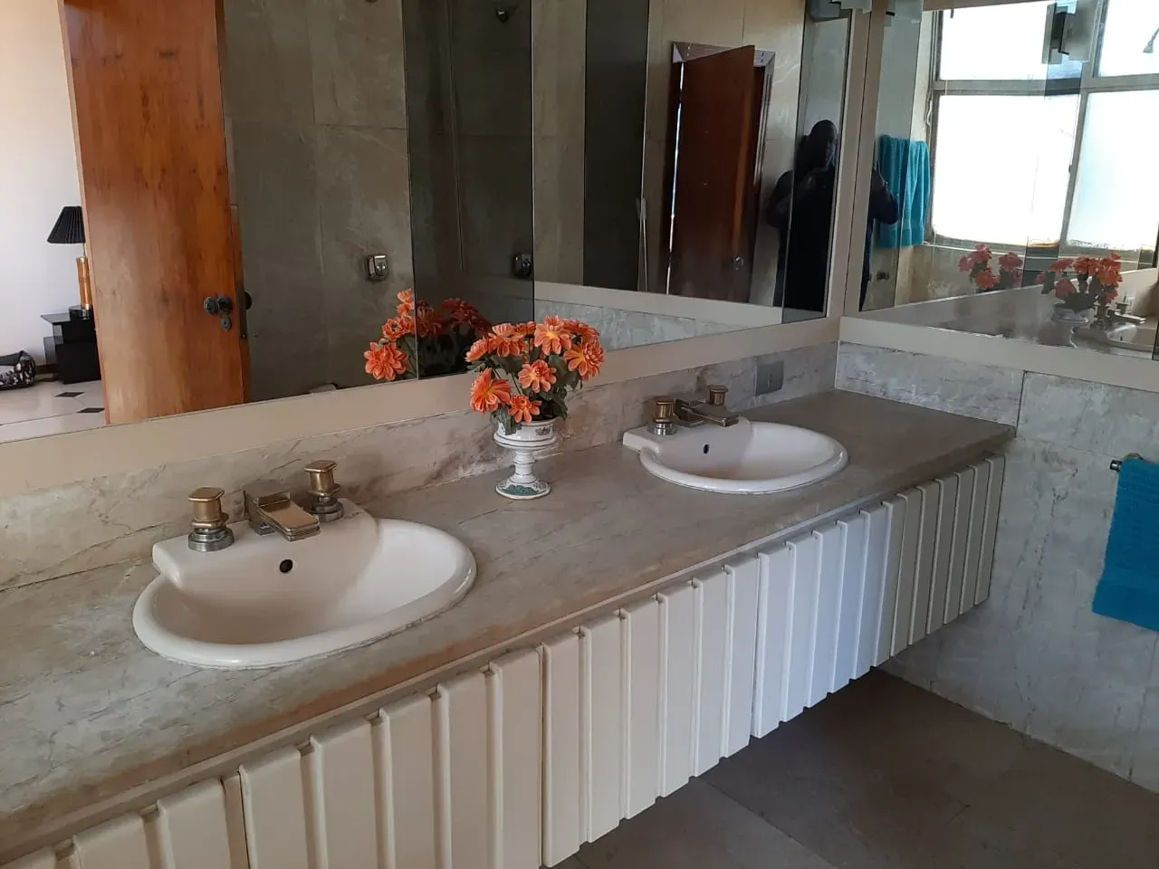 Casa mobiliada de 930 m² com 4 suítes e 8 banheiros — photo 36