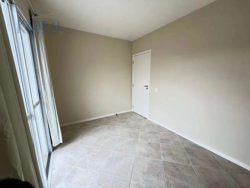 Квартира с 3 спальнями и балконом, 80 м² — photo 18