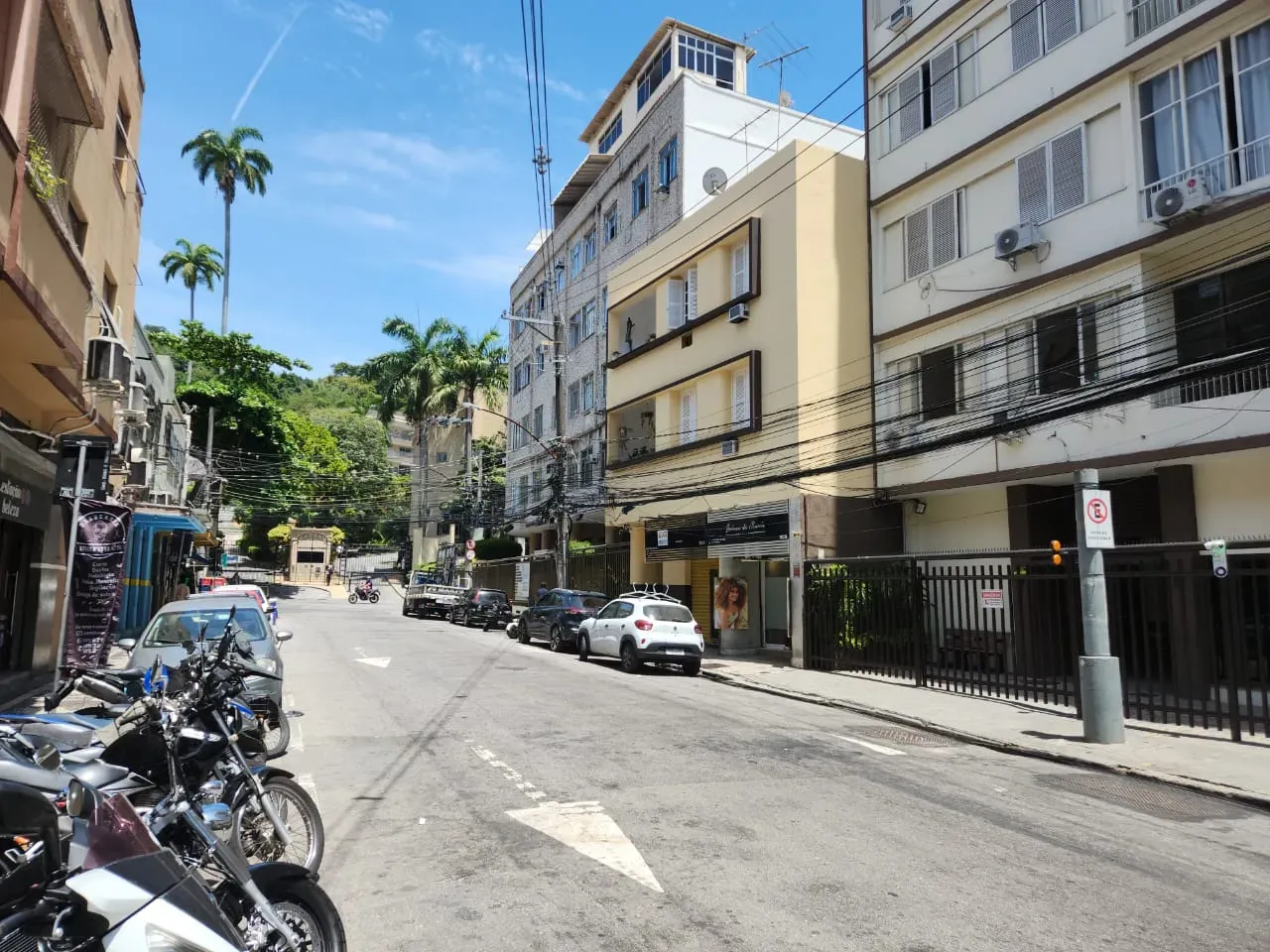 Furnished 70 m² apartment with 2 bedrooms and 2 bathrooms — photo 18