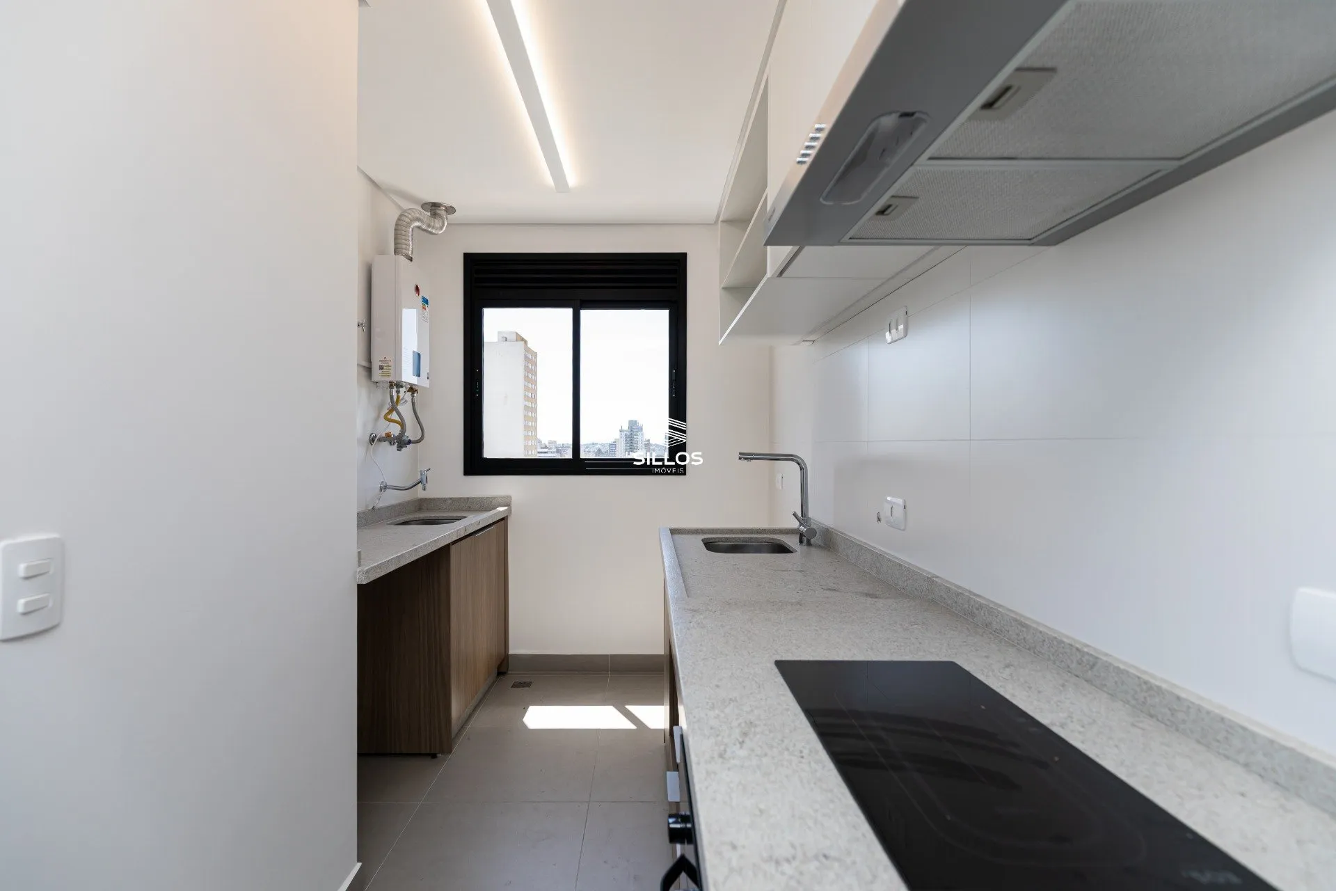 Home office in a 2-bedroom apartment, 51 m² — photo 6