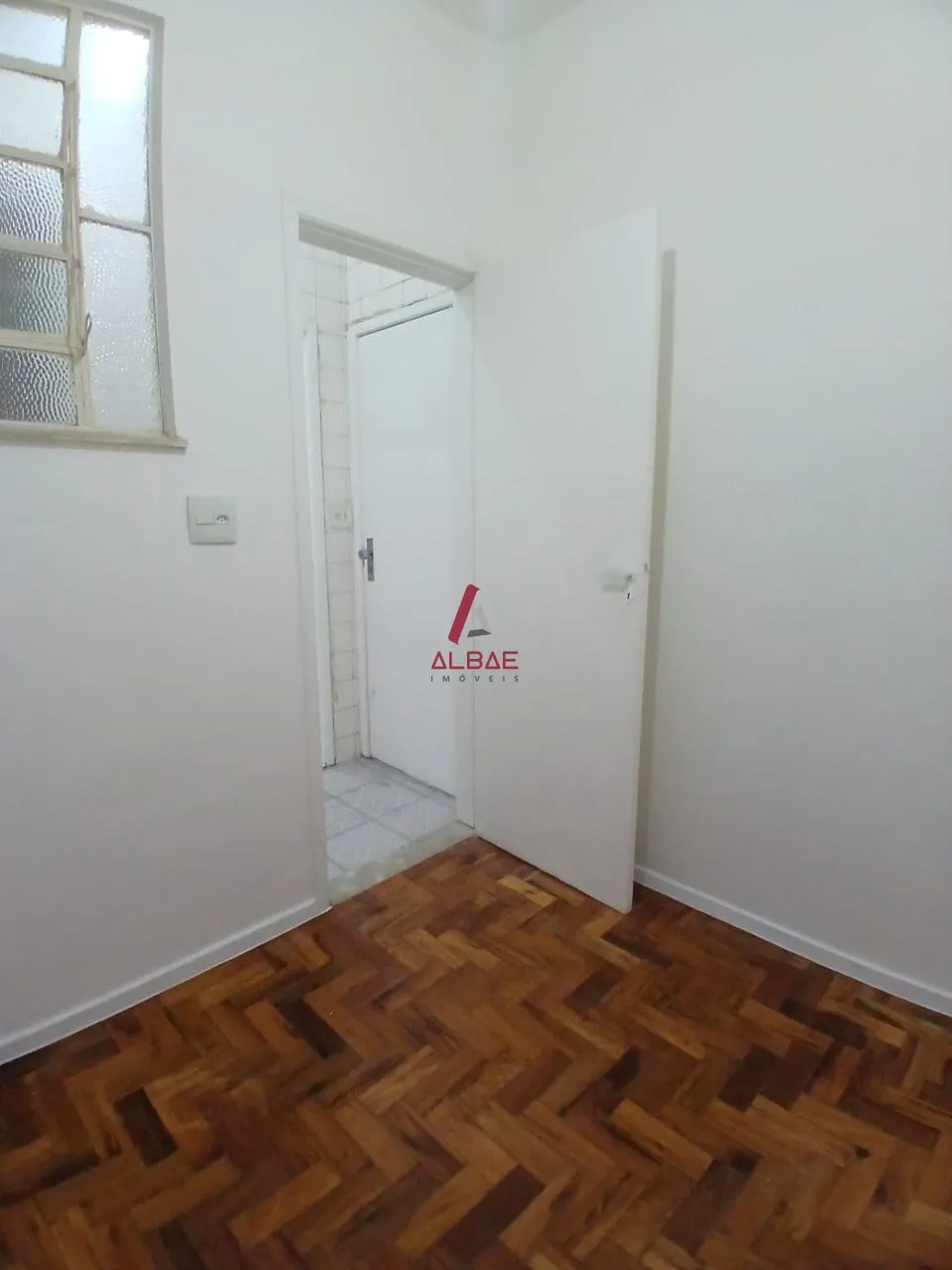 Apartamento com 2 quartos, 1 vaga e banheiro — photo 13