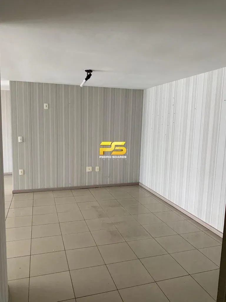 Квартира 204 м² з 3 спальнями з ванною і 2 паркомісцями — photo 22
