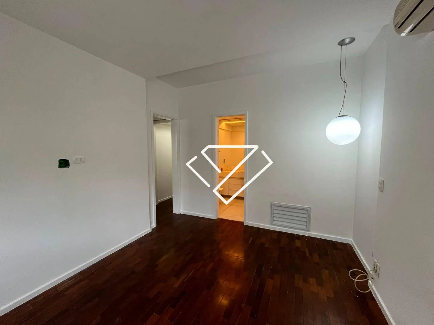 Apartment, 140 m², with a mountain view — photo 11