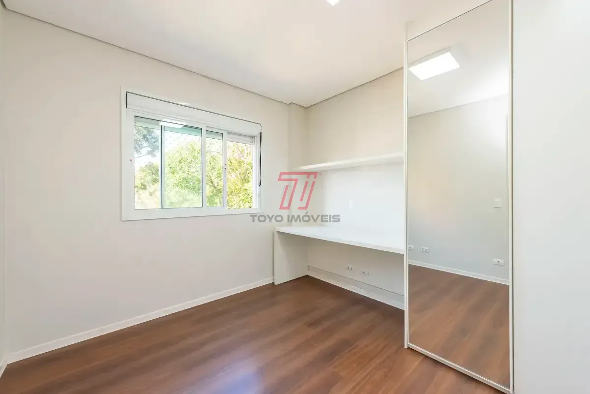 3-bedroom apartment with 197 m², 2 parking spots and balcony — photo 31