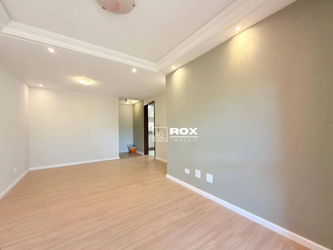 Garden apartment with 3 bedrooms and 1 en-suite — photo 5