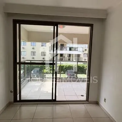 2-bedroom apartment in a building with a tennis court — photo 32