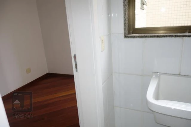 Apartamento de 2 quartos com cozinha independente e varanda — photo 24