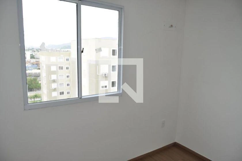 2-bedroom apartment in a building with a gym — photo 16