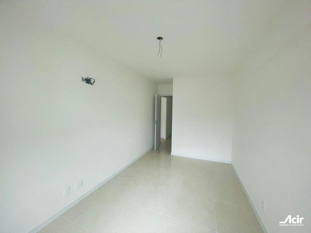 2-bedroom apartment in a building with a gym — photo 14