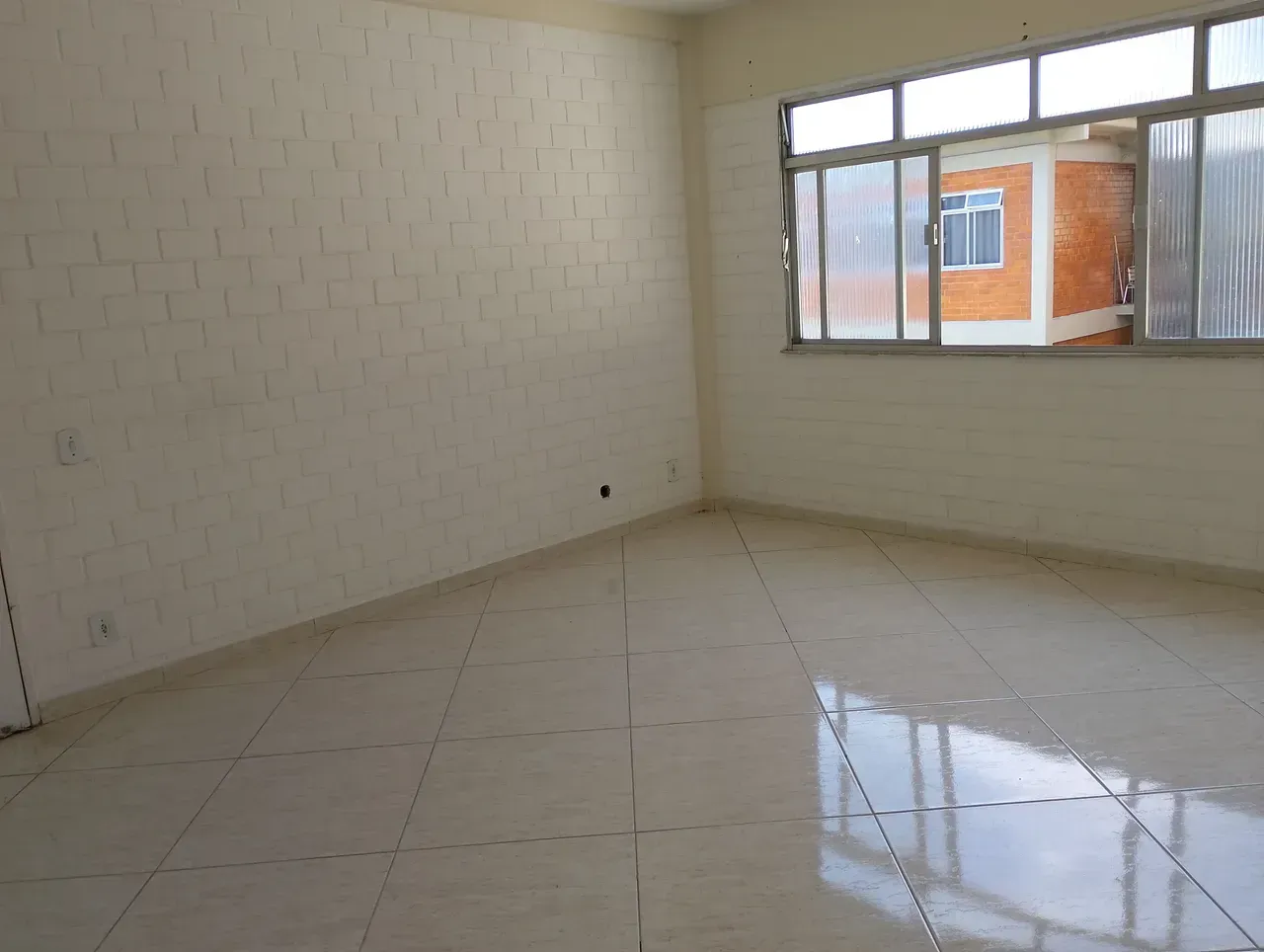 Квартира 65 м² з 2 спальнями та окремою кухнею — photo 3