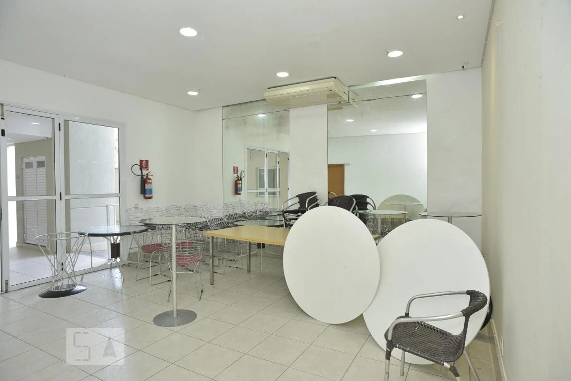 2-bedroom apartment with a mountain view — photo 47