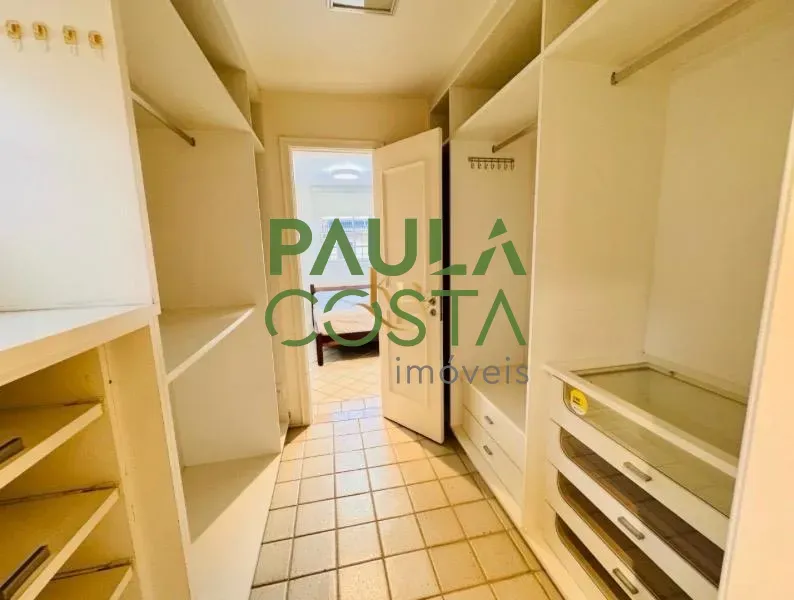 Casa de condomínio com 4 quartos e 5 banheiros — photo 35