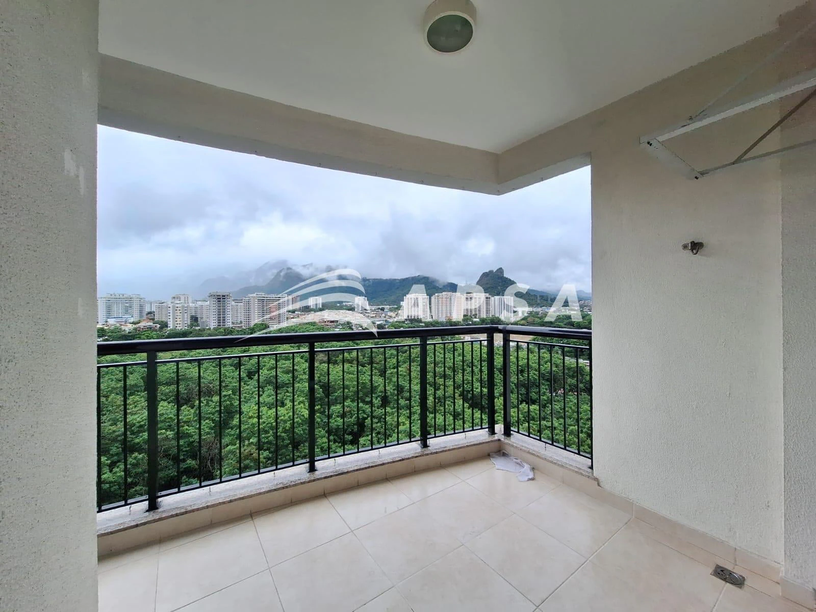 Apartment, 70 m², with a glass-enclosed balcony — photo 6