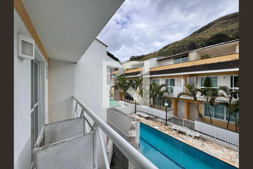 226 m² apartment with 4 bedrooms and a balcony grill — photo 17